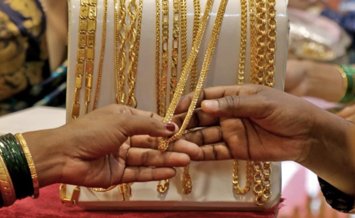 Today Gold Rate: अमेरिका-चीन व्यापार तनाव के बीच सोने-चांदी की कीमतों में फिर से उछाल, आज आपके शहर के नए रेट