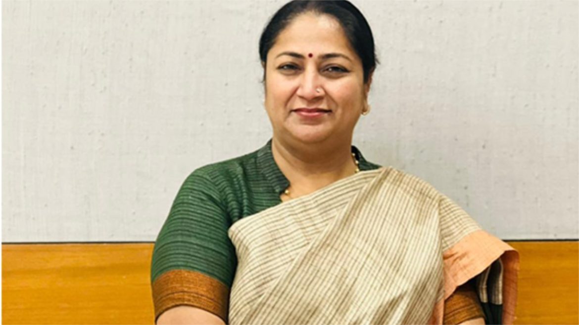 मुख्यमंत्री रेखा गुप्ता का एक्शन मोड, इंद्रलोक-प्रेमबाड़ी-सिंघलपुर पैदल घूमकर जानी जमीनी सच्चाई