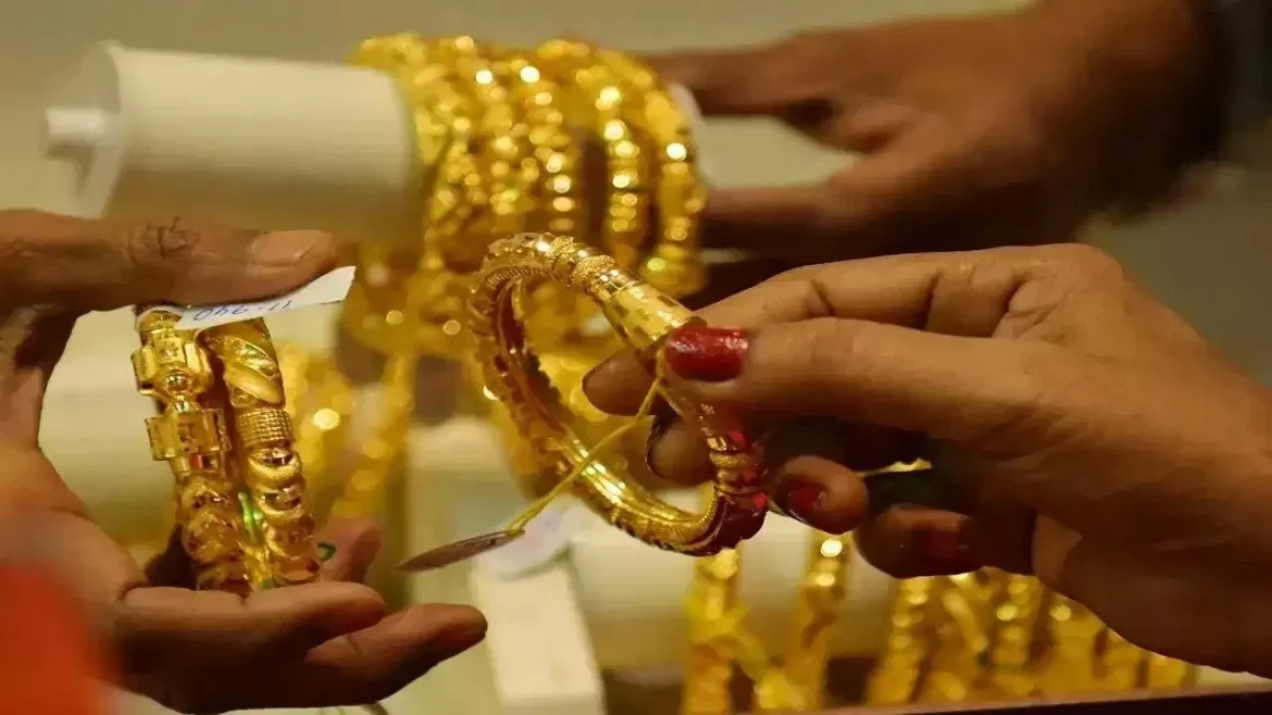 Gold Offer: सोने की खरीद पर ब्रांड्स दे रही बढ़िया ऑफर्स, कहीं मेकिंग चार्ज फ्री, तो कहीं कीमत पर भारी डिस्काउंट