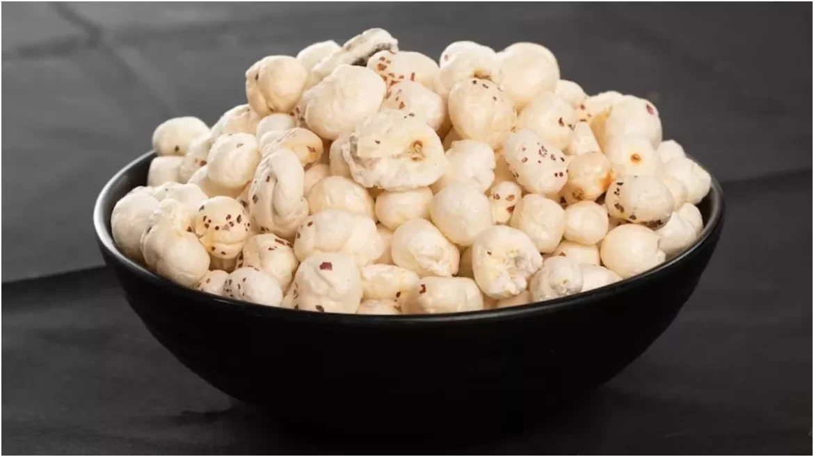 Benefits of Makhana: मखाना है देसी सुपरफूड, जानें इसके कमाल के फायदे और खाने का सही तरीका