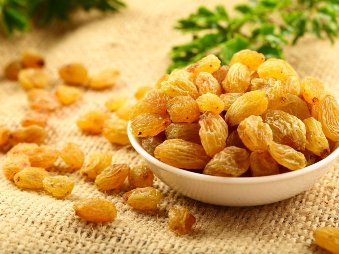 High Sugar Dryfruit: इस ड्राईफ्रूट्स में प्रचुर मात्रा में शुगर होता है, जो शरीर को कम या ज्यादा नुकसानदायक हो सकता है, नाम जाने