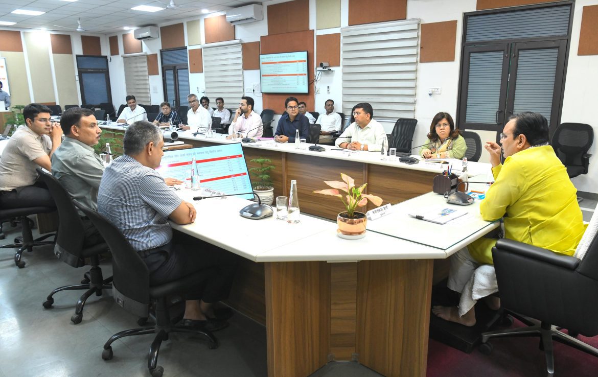 मुख्यमंत्री श्री भजनलाल शर्मा ने की ऊर्जा विभाग की समीक्षा, पीक डिमांड अवधि में निर्बाध बिजली आपूर्ति हो सुनिश्चित