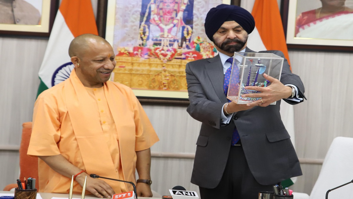 मुख्यमंत्री योगी आदित्यनाथ ने वर्ल्ड बैंक को बताया कि यूपी की इस योजना से 10 लाख किसानों को सीधा लाभ मिलेगा