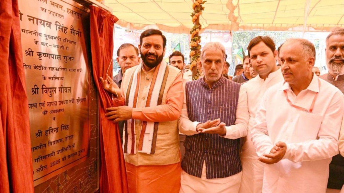 मुख्यमंत्री श्री नायब सिंह सैनी: फरीदाबाद क्षेत्र के अंतर्गत विभिन्न गांव में समुदायिक भवन बनाने के लिए 5 करोड़ रुपये की घोषणा