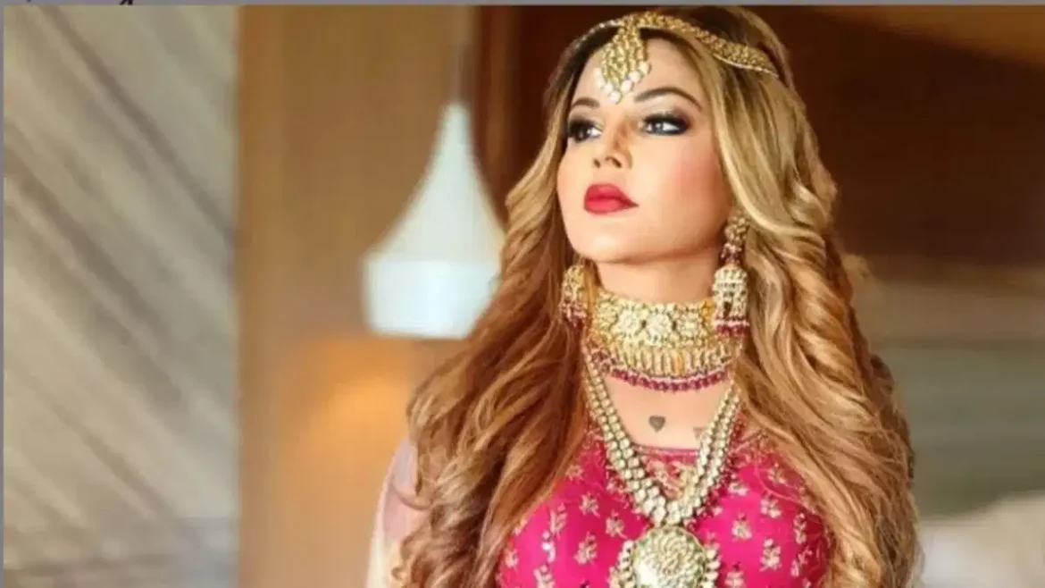 Rakhi Sawant Viral Video: ये एक्ट्रेस, जो पाकिस्तानी एक्टर से शादी करने वाली थीं, हमले के बाद पाकिस्तान के खिलाफ उठाई बंदूक
