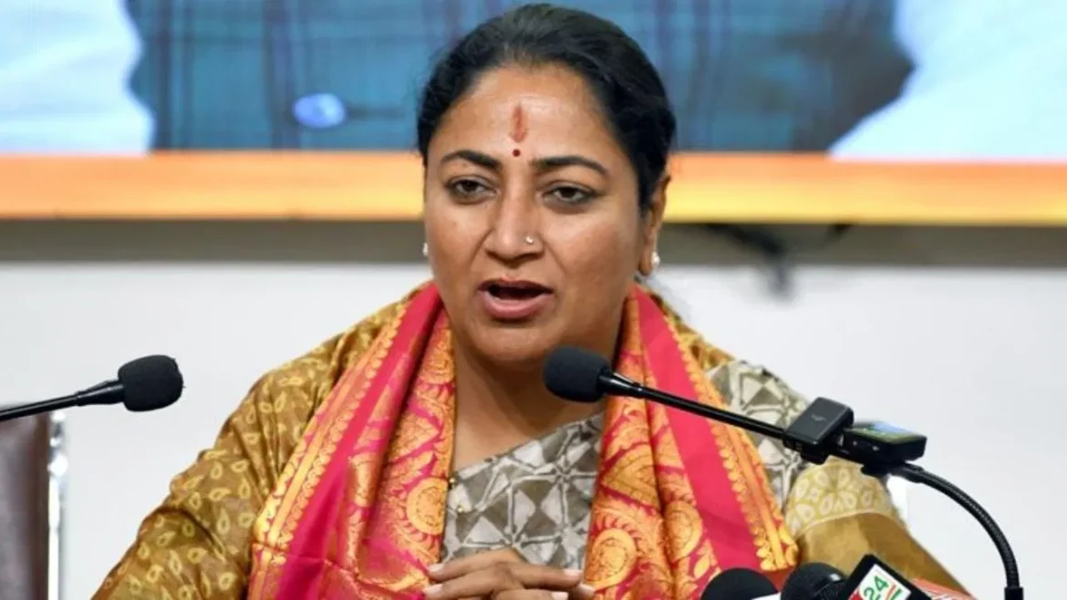 मुख्यमंत्री रेखा गुप्ता: "हम मॉक ड्रिल के लिए तैयार हैं", दिल्ली में अधिक सुरक्षा, गृह मंत्रालय के आदेश का होगा पालन