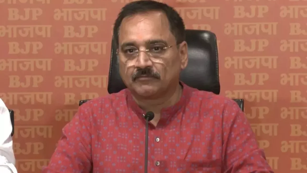 Delhi DEVI Yojana News: वीरेंद्र सचदेवा ने सौरभ भारद्वाज के प्रश्न पर दी प्रतिक्रिया, कहा कि AAP ने देवी योजना को लागू क्यों नहीं किया?'