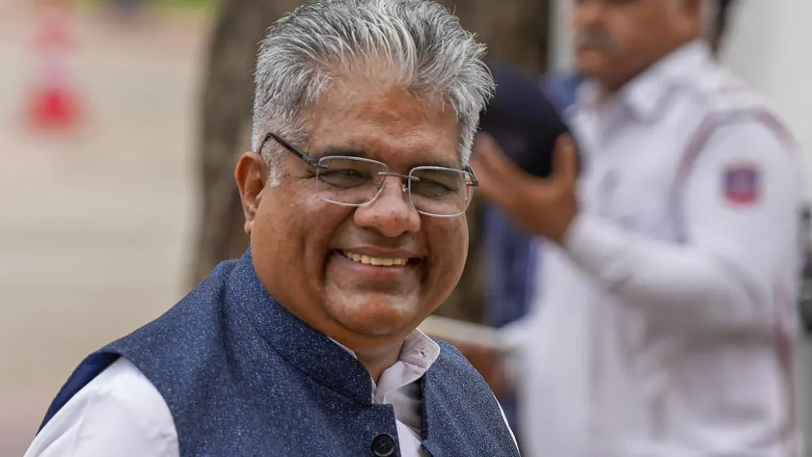 केंद्रीय वन मंत्री भूपेंद्र यादव ने समर कैम्प में बालिकाओं का किया उत्साहवर्धन, खेलों में पूर्ण मनोयोग से लक्ष्य प्राप्ति का दिया संदेश