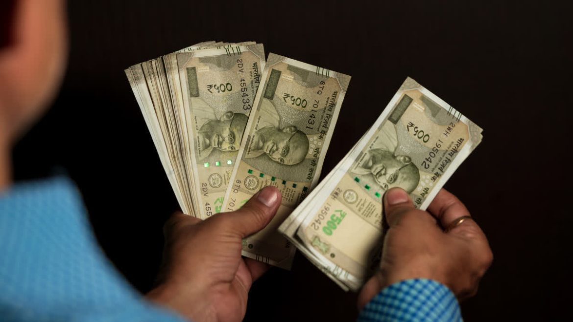 8वें वेतन आयोग के अध्यक्ष और सदस्यों की नियुक्ति में देरी, सरकार ने दी सफाई