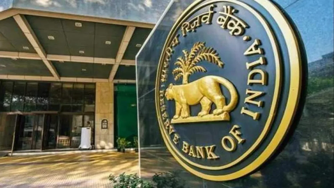 RBI डिजिटल बैंकिंग नियम: बैंकिंग फर्जीवाड़ा रोकने के लिए नए डिजिटल बैंकिंग नियम जारी, जानें कैसे होंगे आपके पैसे सुरक्षित