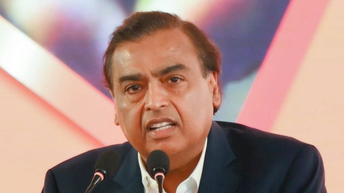 जियो फाइनेंशियल में अंबानी परिवार का बड़ा निवेश, 10,000 करोड़ से बढ़ सकती है हिस्सेदारी