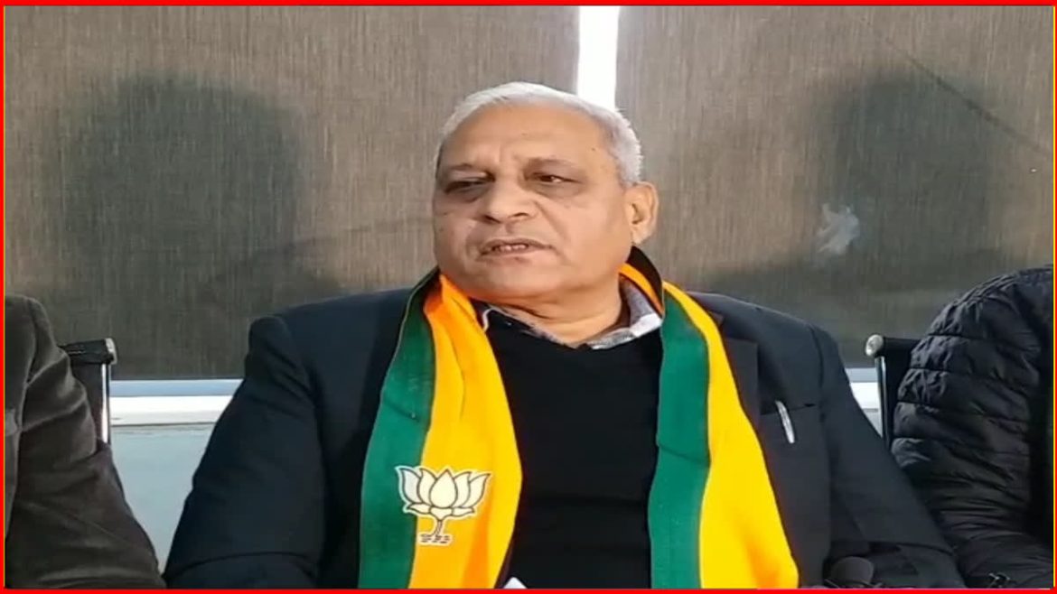 मंत्री रणबीर गंगवा का एक्शन: बहादुरगढ़ विश्राम गृह में अनियमितताओं पर चार अधिकारियों के खिलाफ कार्रवाई