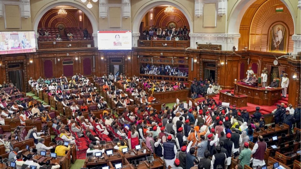 उत्तर प्रदेश विधानसभा में बना रिकॉर्ड, 2047 तक के विकास विजन पर हो रही है ऐतिहासिक चर्चा