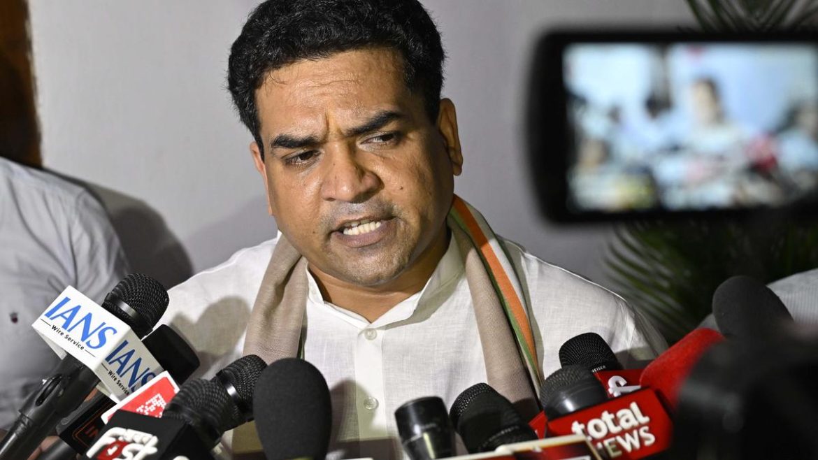 मंत्री कपिल मिश्रा: दिल्ली में आवारा कुत्तों को लेकर सुप्रीम कोर्ट के आदेश पर दिल्ली सरकार ने स्पष्ट रुख अपनाया