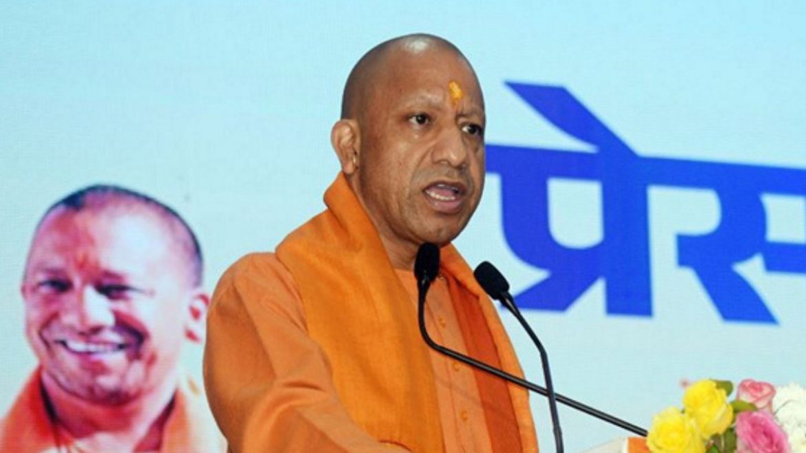 उत्तर प्रदेश में भ्रष्टाचार के खिलाफ मुख्यमंत्री योगी आदित्यनाथ की सख्त कार्रवाई, एसडीएम और दो राज्य कर अधिकारियों को किया निलंबित