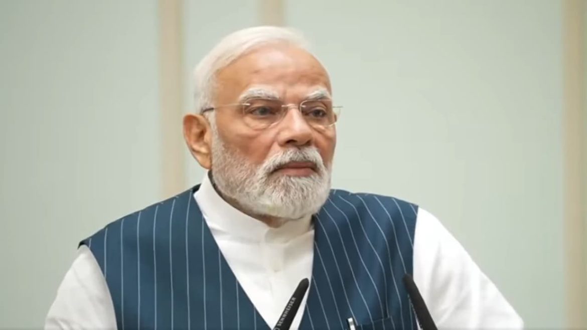 नेपाल में उथल-पुथल पर प्रधानमंत्री नरेंद्र मोदी की चिंता: "शांति बनाए रखें, हम बारीकी से नजर रखे हुए हैं"