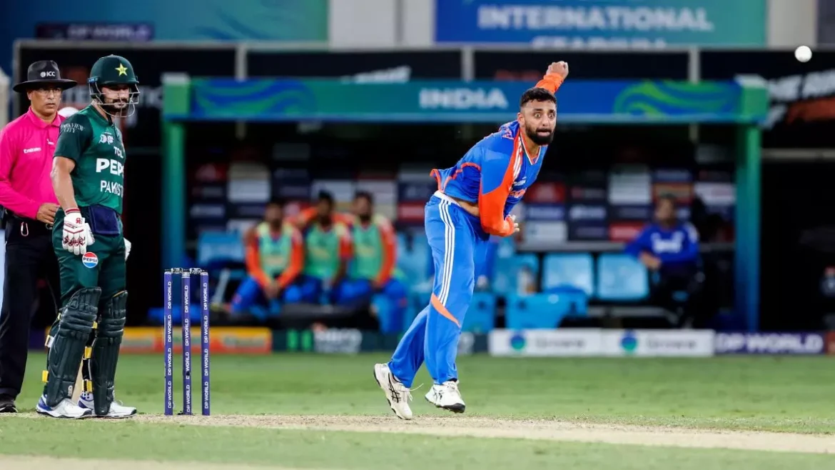 ICC T20 Rankings: वरुण चक्रवर्ती बने दुनिया के नंबर एक टी20 गेंदबाज, तीसरे भारतीय क्रिकेटर को मिली यह उपलब्धि
