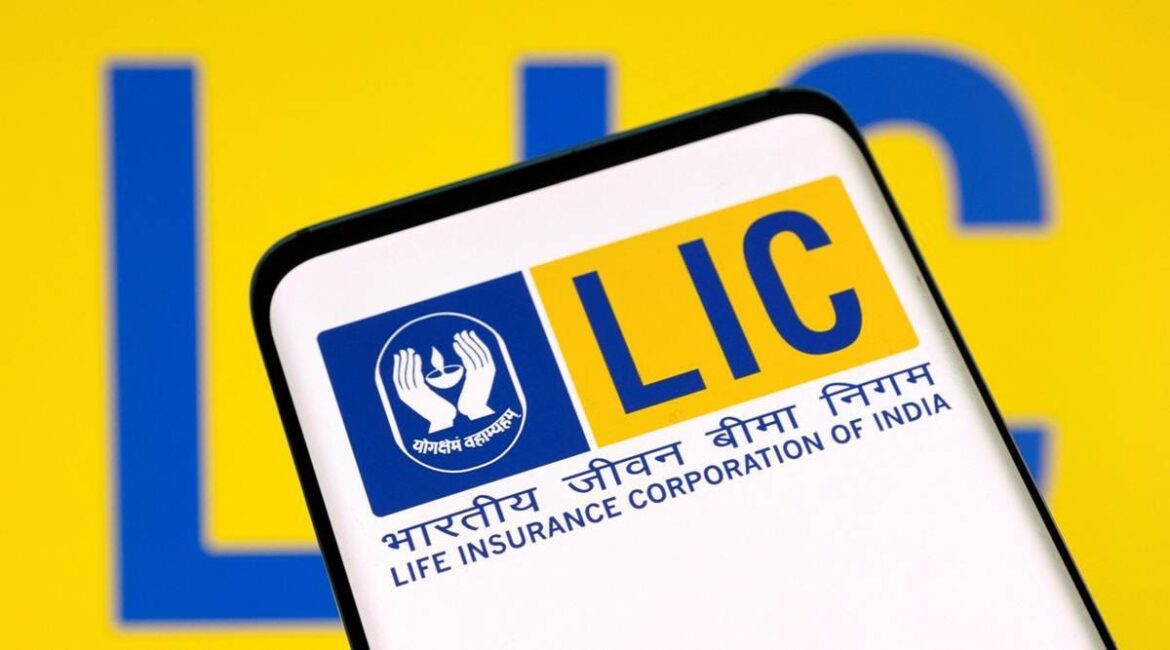 LIC New Schemes 2025: देश की सबसे बड़ी इंश्योरेंस कंपनी LIC ने शुरू की दो नई योजनाएं, खासकर लोअर और मिडिल क्लास के लिए