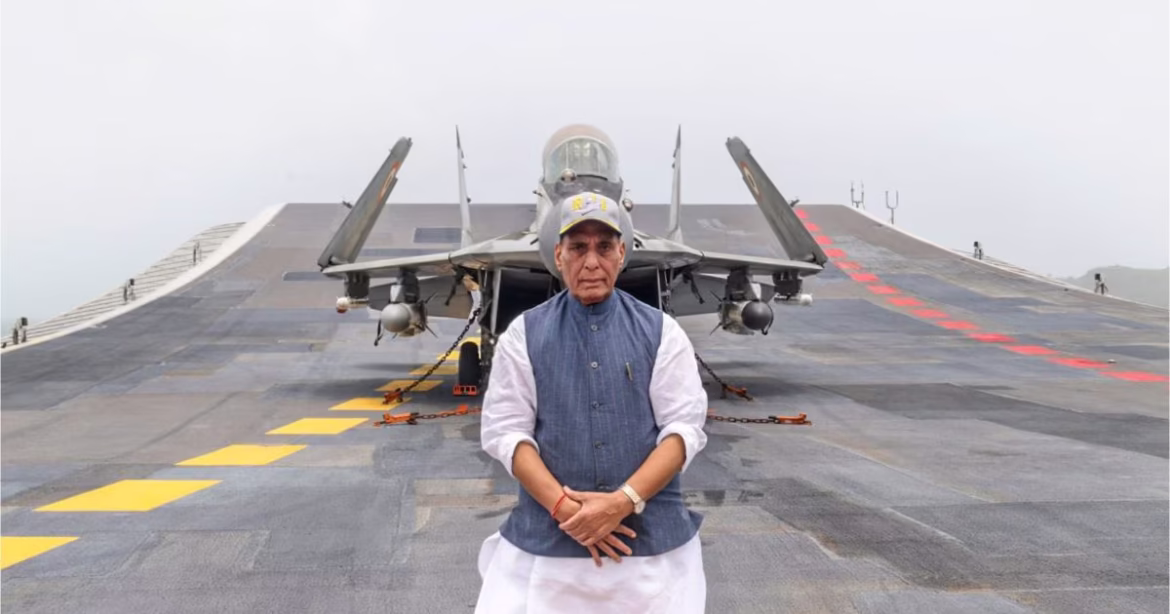 भारत का पहला स्वदेशी फाइटर जेट तैयार, रक्षामंत्री राजनाथ सिंह ने किया ऐलान - ‘गर्व से सीना चौड़ा हो गया’