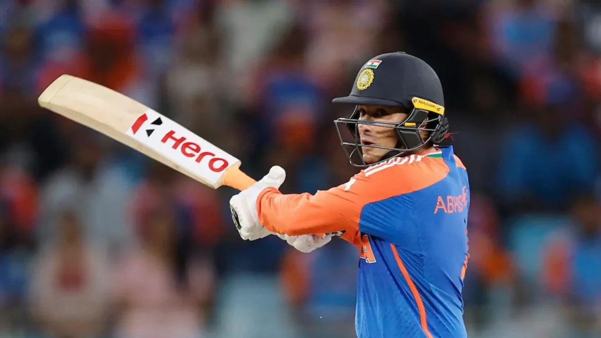 एशिया कप 2025 में अभिषेक शर्मा के धमाकेदार प्रदर्शन को मिला ICC का विशेष अवॉर्ड, कुलदीप को पछाड़कर बने प्लेयर ऑफ द मंथ