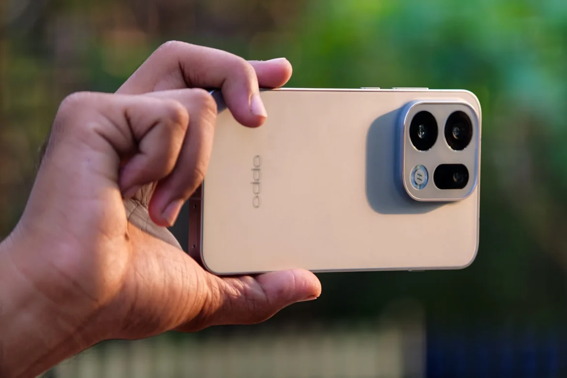 Oppo Find X9 Series India Launch: दमदार फीचर्स के साथ Samsung Galaxy S25 Ultra को टक्कर