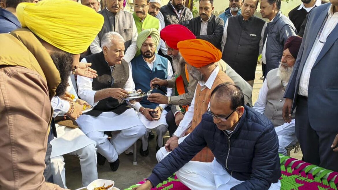 केंद्रीय कृषि मंत्री ने सराहा पंजाब का मॉडल: AAP सरकार का पराली मैनेजमेंट बना राष्ट्रीय उदहारण