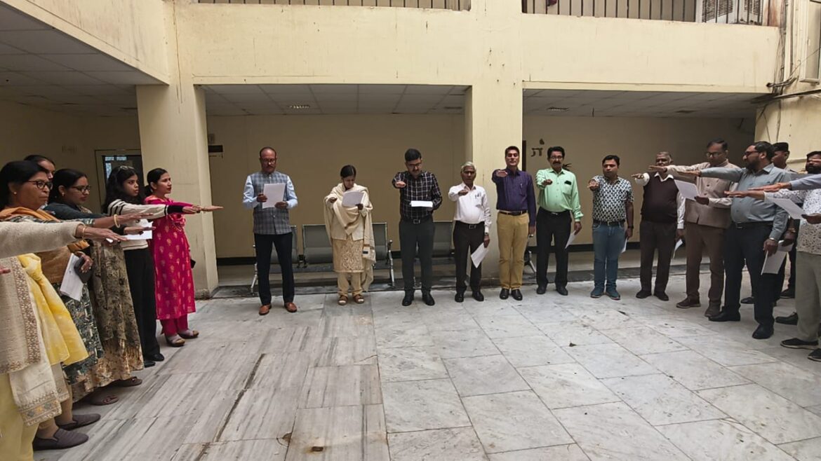 निदेशालय, अल्पसंख्यक मामलात विभाग में वन्दे मातरम् @150 कार्यक्रम एवं स्वदेशी संकल्प का आयोजन