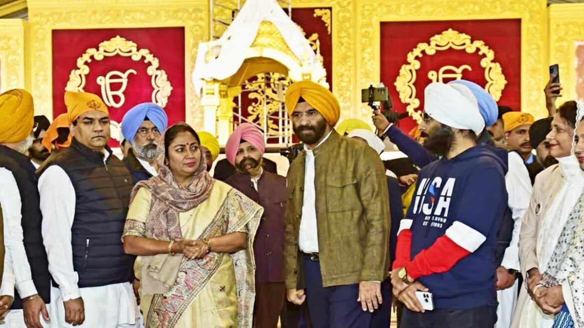 दिल्ली में 25 नवंबर को गुरु तेग बहादुर शहीदी दिवस के अवसर पर सार्वजनिक अवकाश, स्कूल और सरकारी दफ्तर बंद रहेंगे