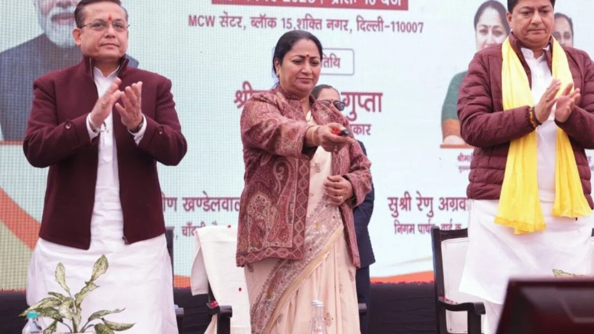 दिल्ली में 81 नए आयुष्मान आरोग्य मंदिरों का उद्घाटन, मुख्यमंत्री रेखा गुप्ता ने कहा- अब घर के पास बेहतर स्वास्थ्य सुविधाएं उपलब्ध होंगी