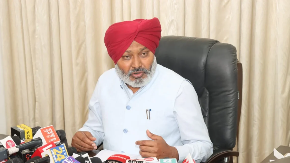 पंजाब के वित्त मंत्री हरपाल चीमा ने कांग्रेस विधायक सुखपाल खैरा की महिलाओं के खिलाफ अपमानजनक टिप्पणी की कड़ी आलोचना की