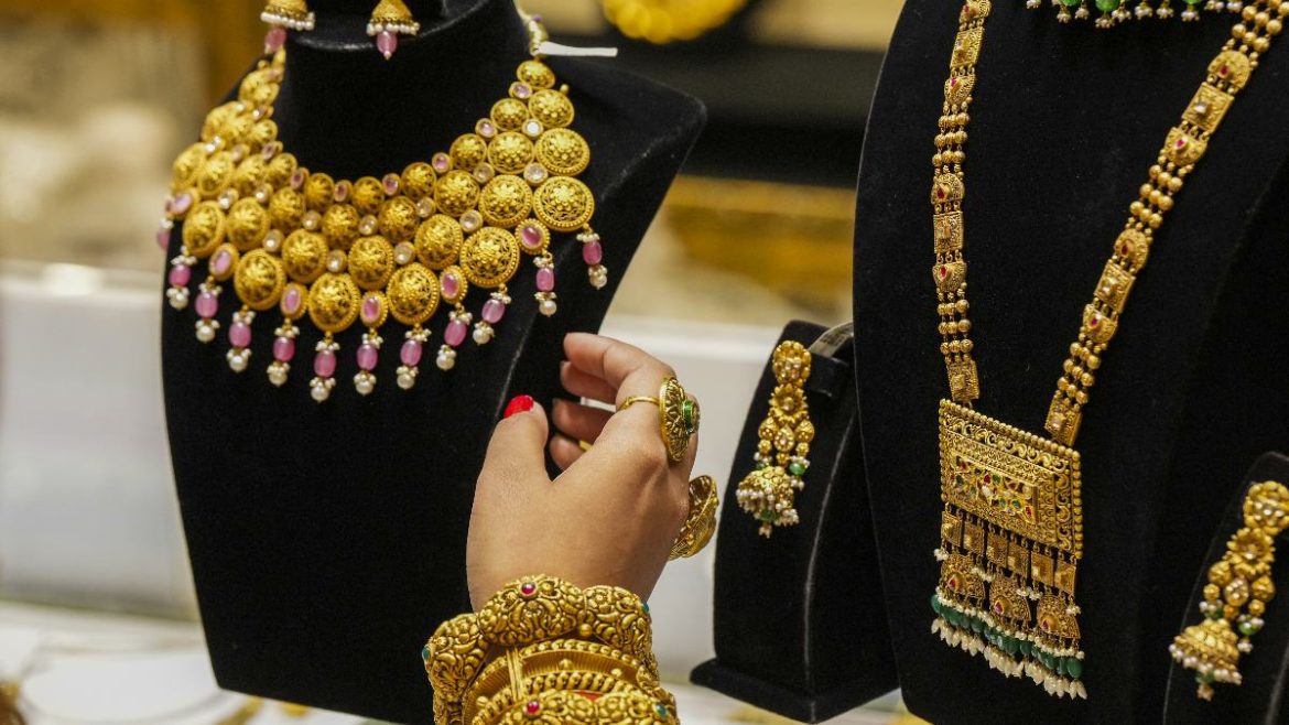 Gold Silver Price Today: सोने-चांदी की कीमतों में तेज उछाल, जानें आज आपके शहर का लेटेस्ट रेट