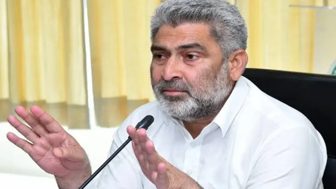 सभी के लिए समान न्याय का संदेश, लाल चंद कटारूचक ने BJP की तुलना में AAP की कार्रवाई पर रखा ज़ोर