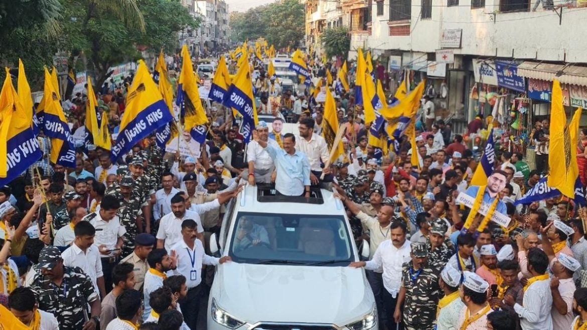 आम आदमी पार्टी: नफरत की राजनीति का अंत, अरविंद केजरीवाल के 'काम के मॉडल' पर जनता ने लगाई मुहर"