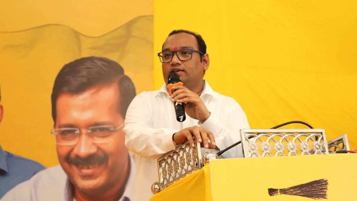 गुजरात में AAP का दावा: सूरत में मेयर पद पर जीत की उम्मीद, बीजेपी पर लगाए आरोप