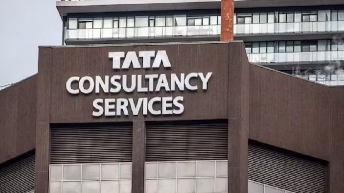 TCS Q4 Results: नतीजों के बाद टीसीएस के शेयरों में 2% की गिरावट, जानें क्या है ब्रोकरेज की राय