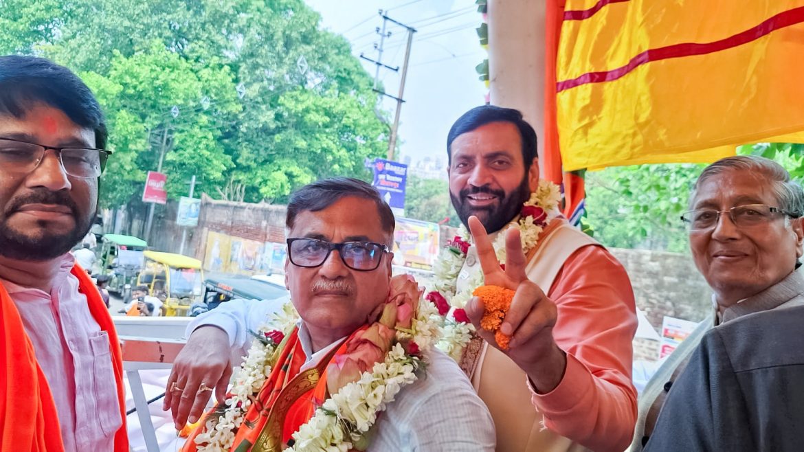 श्रीरामपुर में मुख्यमंत्री नायब सैनी का रोड शो, भाजपा प्रत्याशी भास्कर भट्टाचार्य के समर्थन में जुटा जनसैलाब