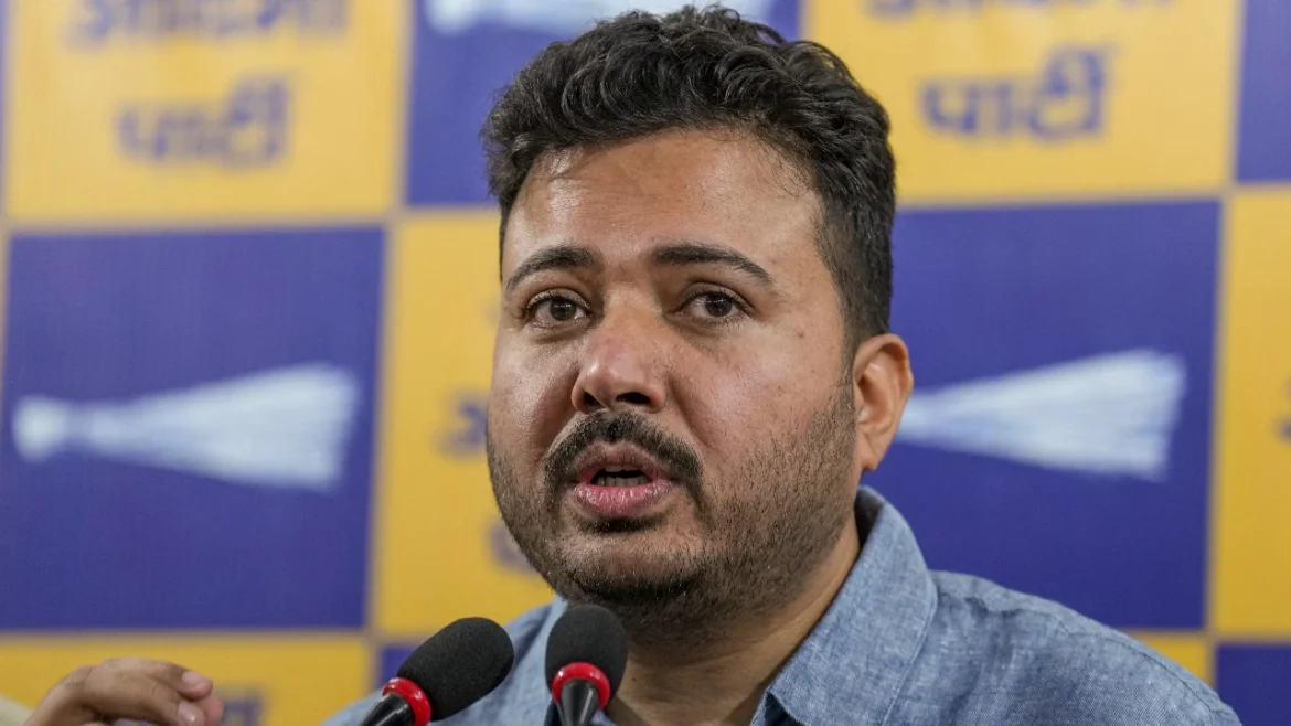 न्याय की निष्पक्षता पर सवाल: AAP राजनीतिज्ञ दुर्गेश पाठक ने भी छोड़ी अदालती कार्यवाही, जस्टिस शर्मा को लिखा पत्र