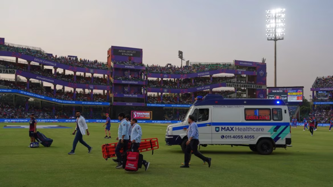 क्रिकेटर लुंगी एनगिडी के लिए दिल्ली में बना 'ग्रीन कॉरिडोर': पूर्व क्रिकेटर रहे ACP ने 30 मिनट का सफर 11 मिनट में किया पूरा