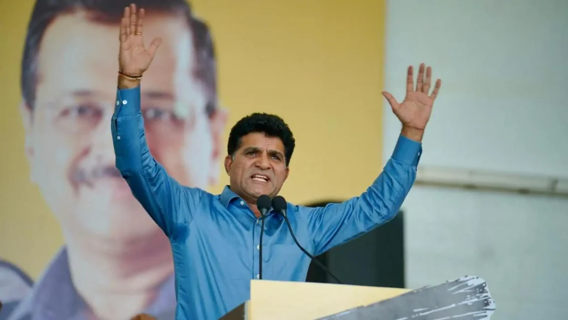 गुजरातियों के अपमान पर इसुदान गढ़वी का कड़ा विरोध, AAP की विकास-केंद्रित राजनीति को बढ़ाया समर्थन