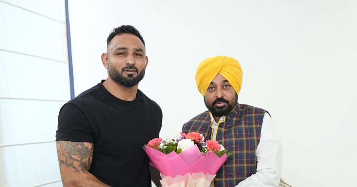 मशहूर अंतरराष्ट्रीय कबड्डी खिलाड़ी पाला जलालपुरिया आप में शामिल