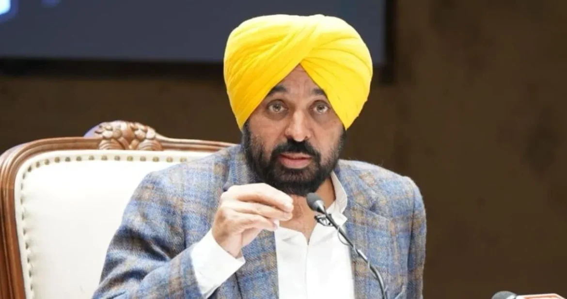 पंजाब में राघव चड्डा विवाद: सीएम भगवंत मान और आतिशी ने साधा निशाना, समोसे-पिज्जा मुद्दों पर उठाया सवाल