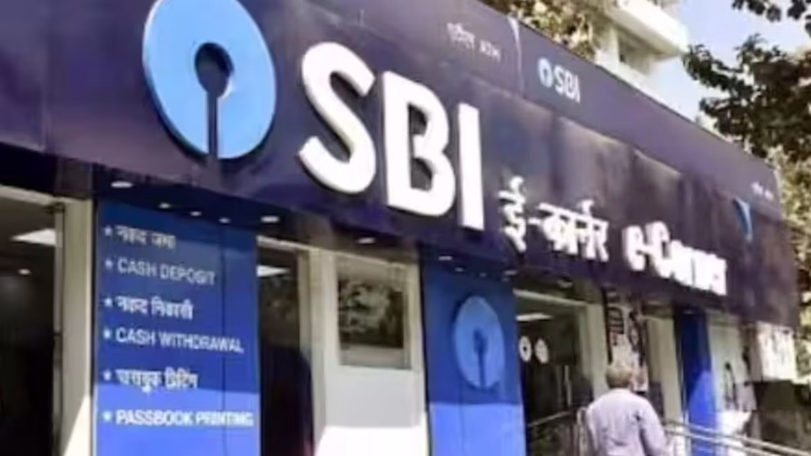 SBI Strike Alert: 25-26 मई को एसबीआई कर्मचारियों की देशव्यापी हड़ताल, करोड़ों ग्राहकों की बैंकिंग सेवाओं पर संकट, जानें क्या हैं मांगें