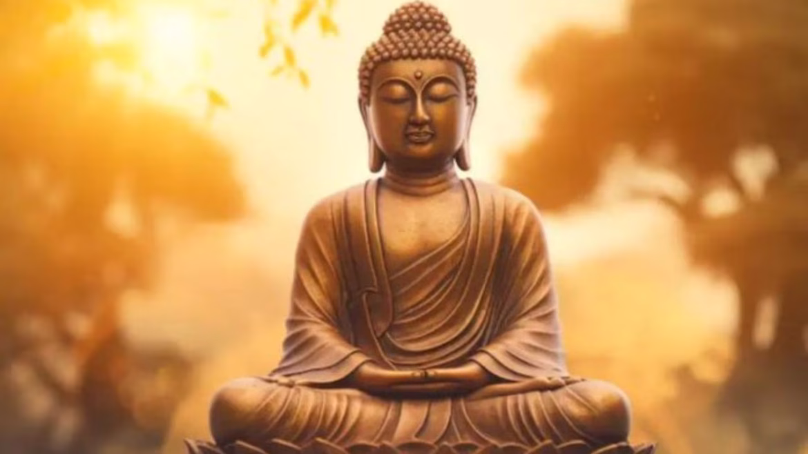 बुद्ध पूर्णिमा 2026: 1 मई को मनाई जाएगी वैशाख पूर्णिमा, जानें शुभ मुहूर्त, महत्व और भगवान बुद्ध की तीन महान घटनाओं का संयोग।