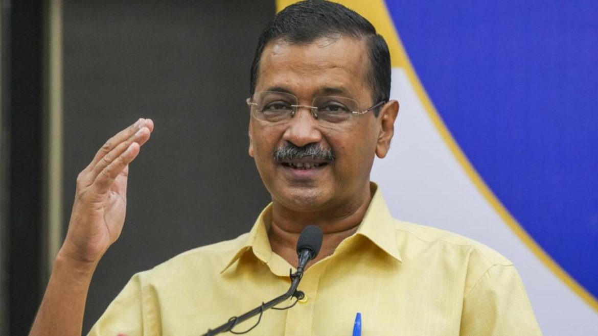 यमुना किनारे तोड़फोड़ पर भड़की जनता; AAP ने पूछा- "नाले साफ किए बिना घर तोड़ने से यमुना कैसे होगी साफ?