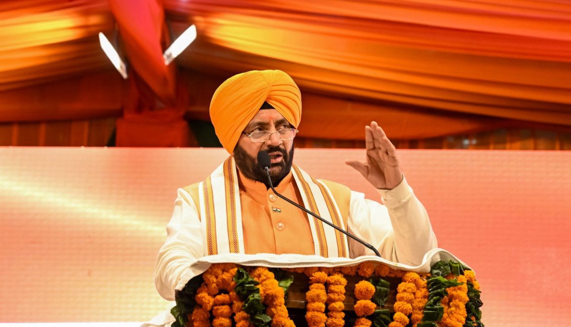 नायब सैनी का भगवंत मान सरकार पर तीखा हमला: "पंजाब में चल रही राजनीतिक प्रतिशोध और बदले की राजनीति"