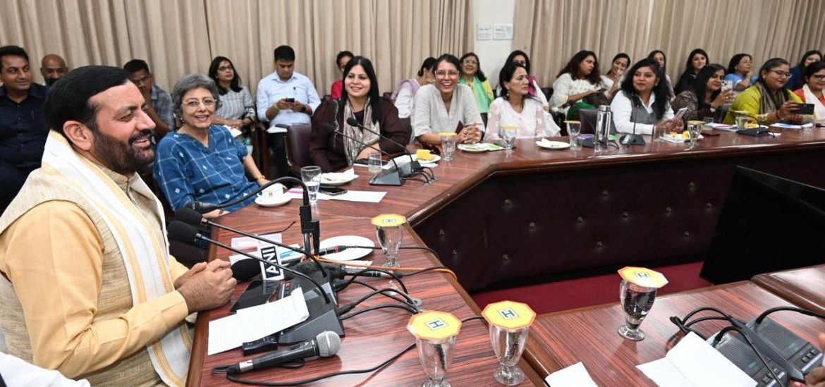 महिला पत्रकार लोकतंत्र की सशक्त आवाज: मुख्यमंत्री नायब सिंह सैनी ने महिला पत्रकारों से संवाद में की सराहना