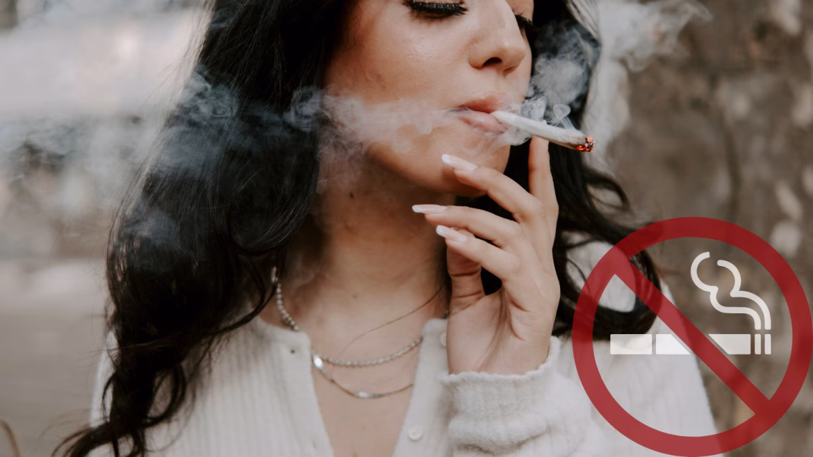 सोशल स्मोकिंग' का भ्रम: क्या कभी-कभी सिगरेट पीना सुरक्षित है? डॉक्टर से जानें इसकी सच्चाई