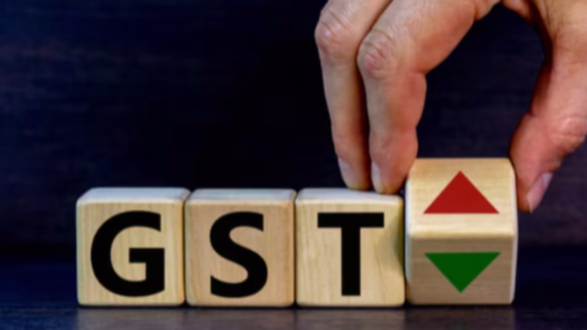 GST Collection Record: अप्रैल में जीएसटी संग्रह ने बनाया नया कीर्तिमान, ₹2.43 लाख करोड़ के साथ अब तक के सबसे ऊंचे स्तर पर