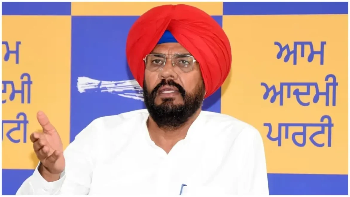 डीजल-पेट्रोल और CNG की कीमतों में बेतहाशा बढ़ोतरी पर 'आप' का केंद्र सरकार पर हमला: कुलदीप सिंह धालीवाल ने कहा- जनता को महंगाई की आग में झोंक रही भाजपा