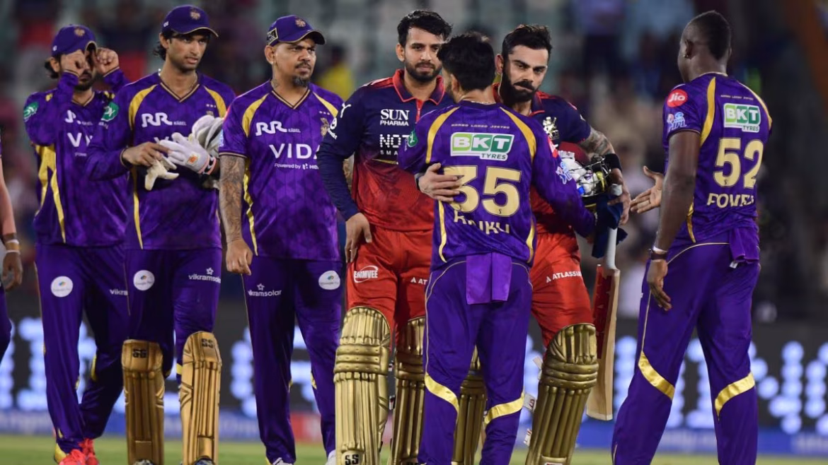 IPL 2026 प्लेऑफ समीकरण: RCB की टॉप पर वापसी, KKR की बढ़ी मुश्किलें; जानें 18 अंकों का पूरा गणित।